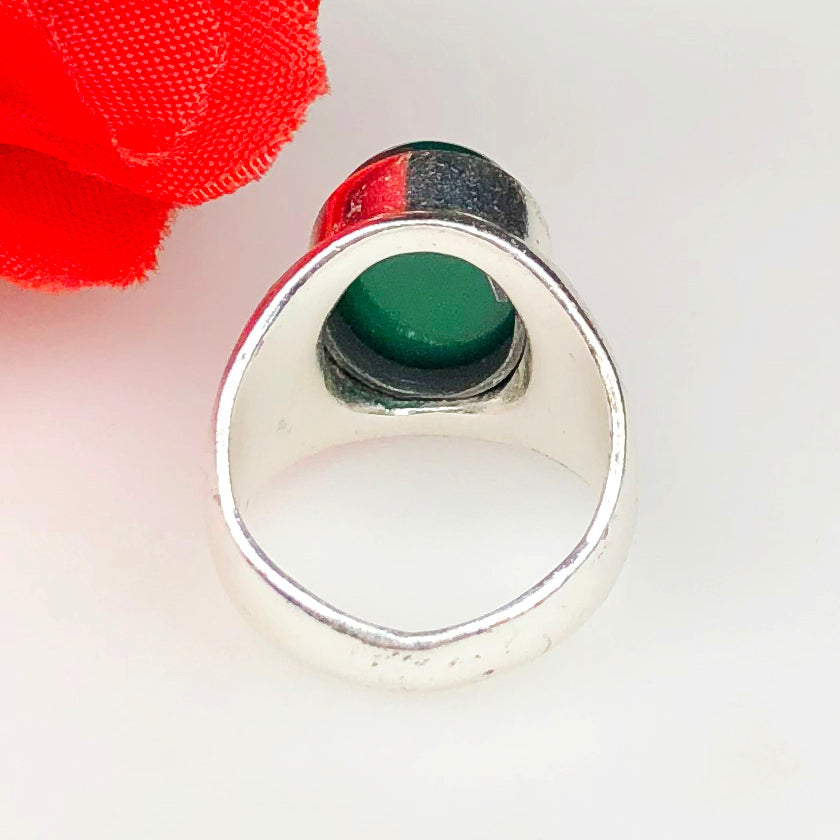 Graceful Green Onyx Ring for Women