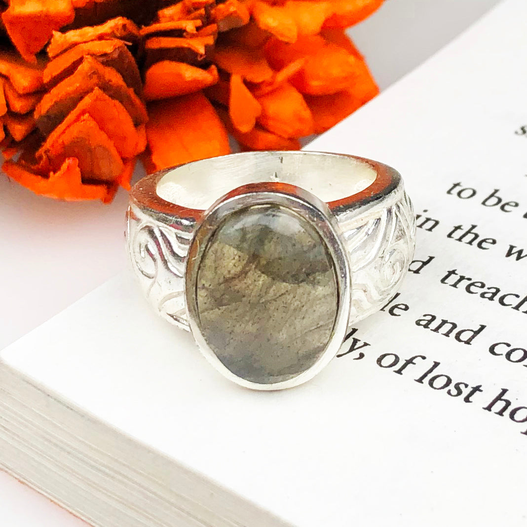 Enchanting Blue Labradorite Ring for Women