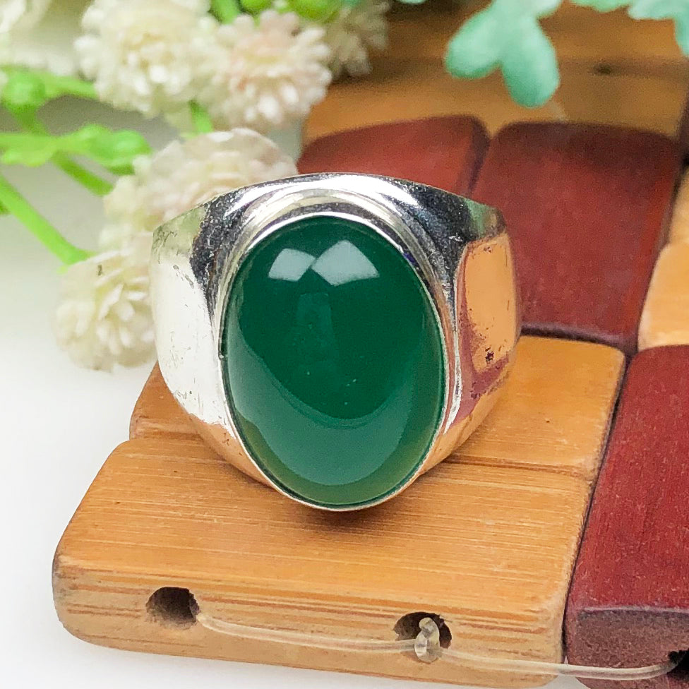 Elegant Green Onyx Ring for Women