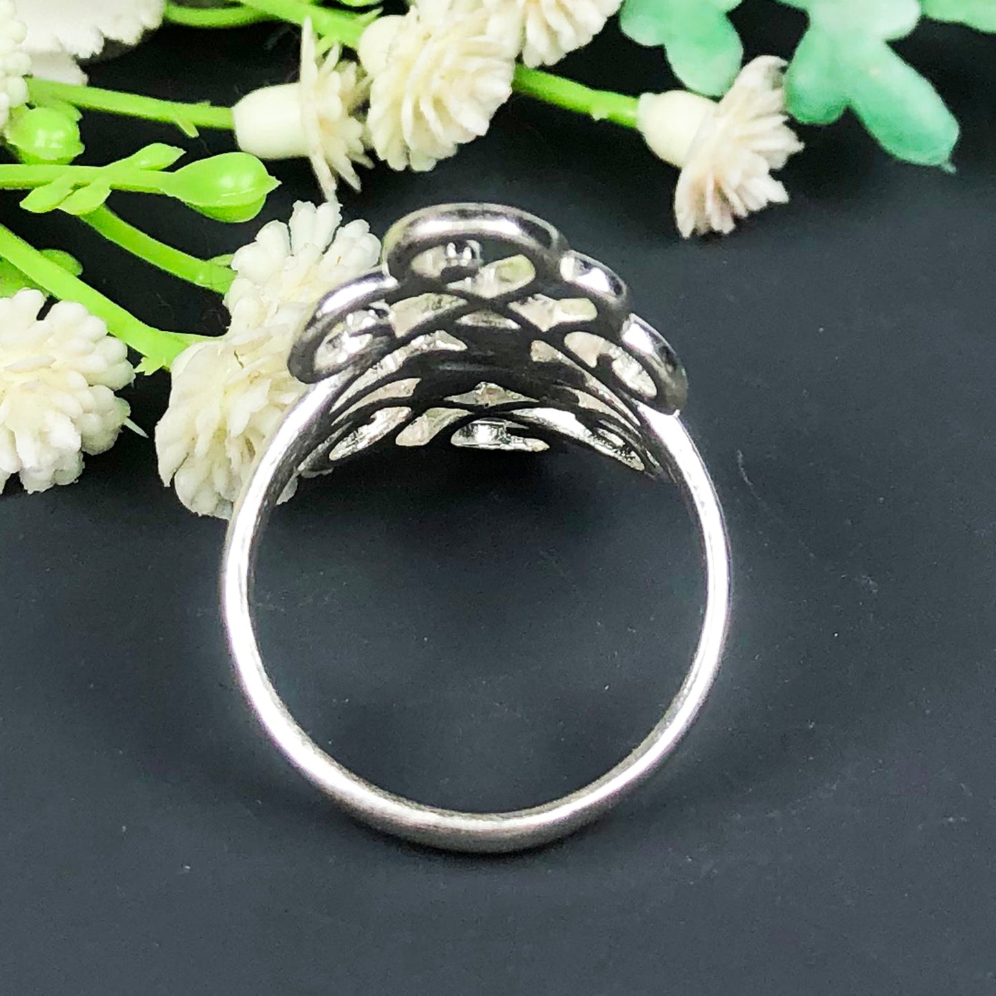 Tibet Sliver Ring for women and Girls stylish skin friendly nickle free,Flower Design