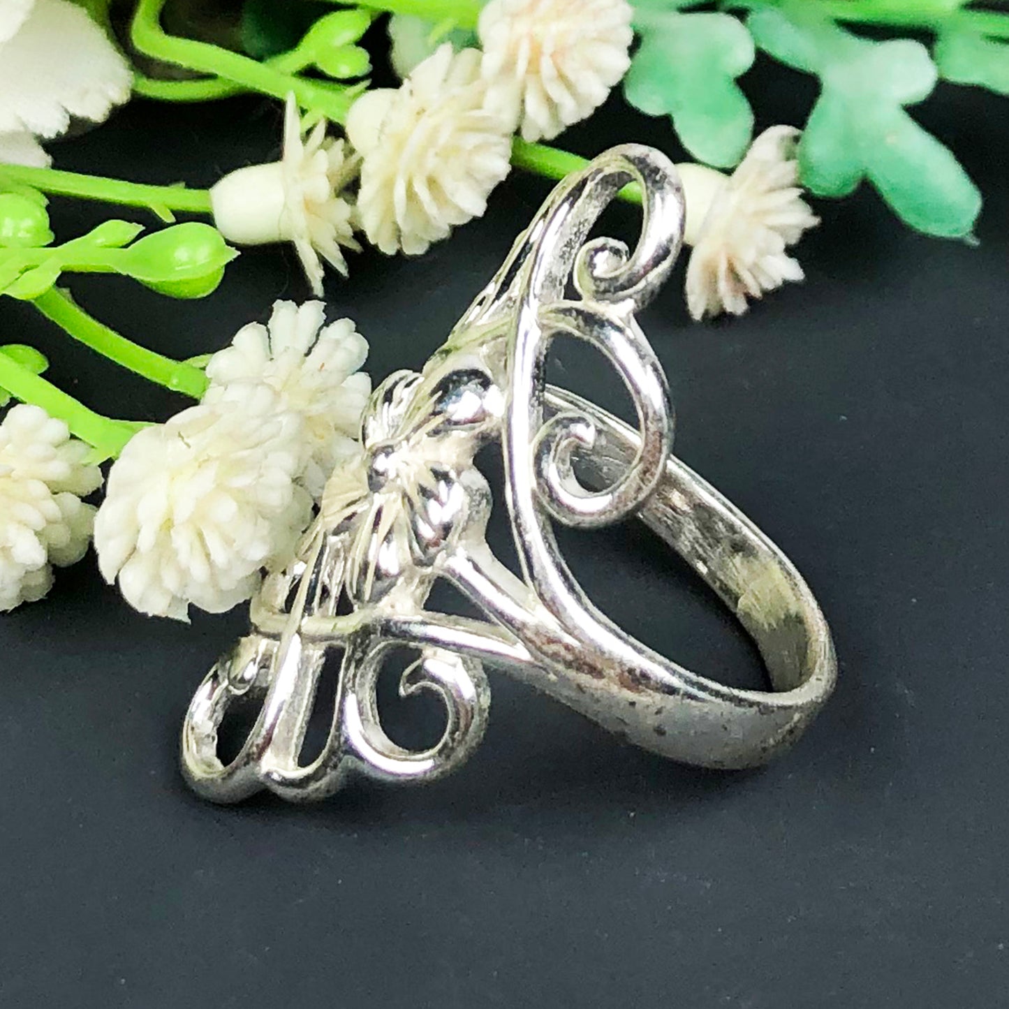 Tibet Sliver Ring for women and Girls stylish skin friendly nickle free,Flower Design