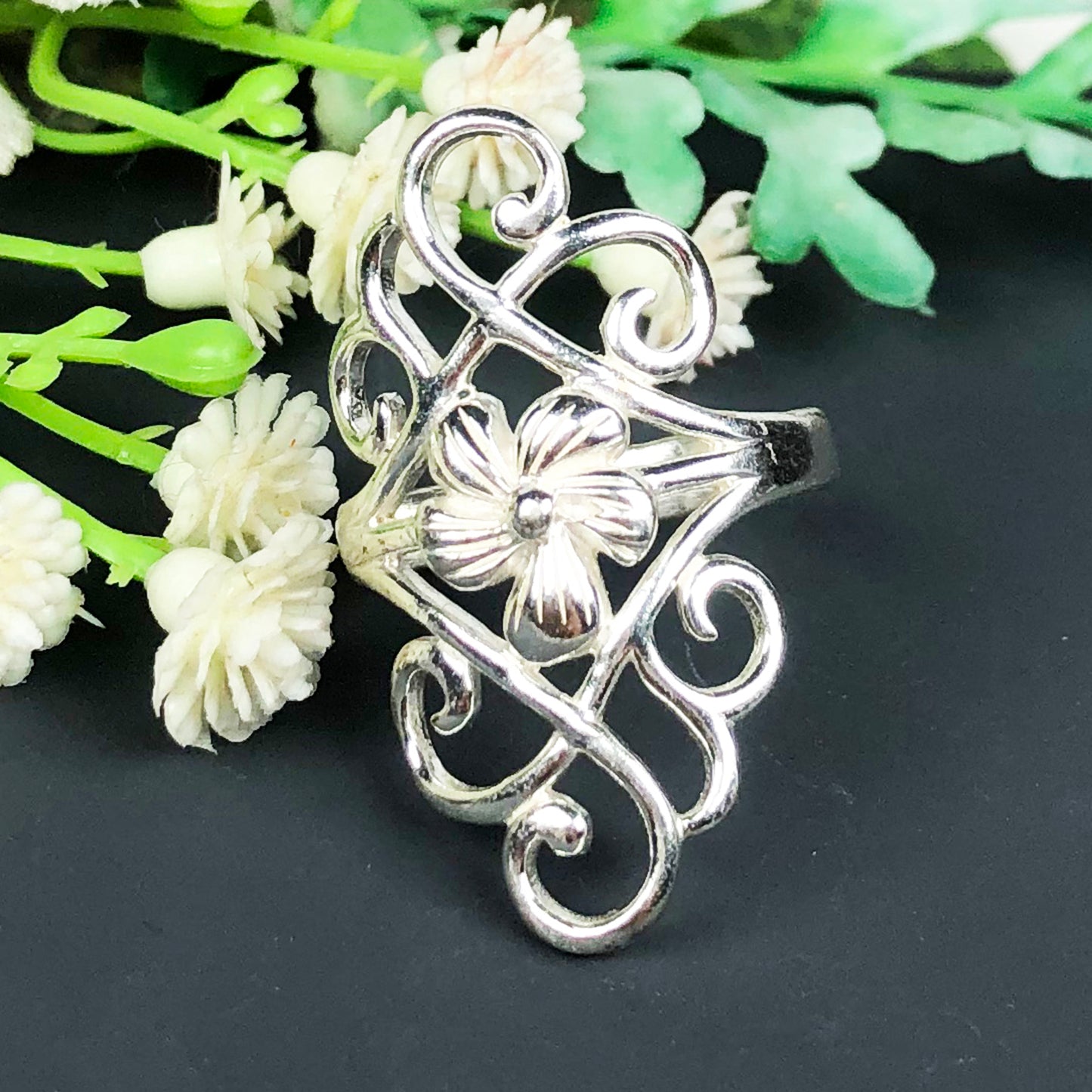 Tibet Sliver Ring for women and Girls stylish skin friendly nickle free,Flower Design