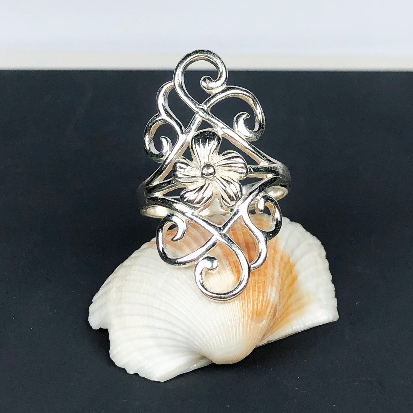 Tibet Sliver Ring for women and Girls stylish skin friendly nickle free,Flower Design