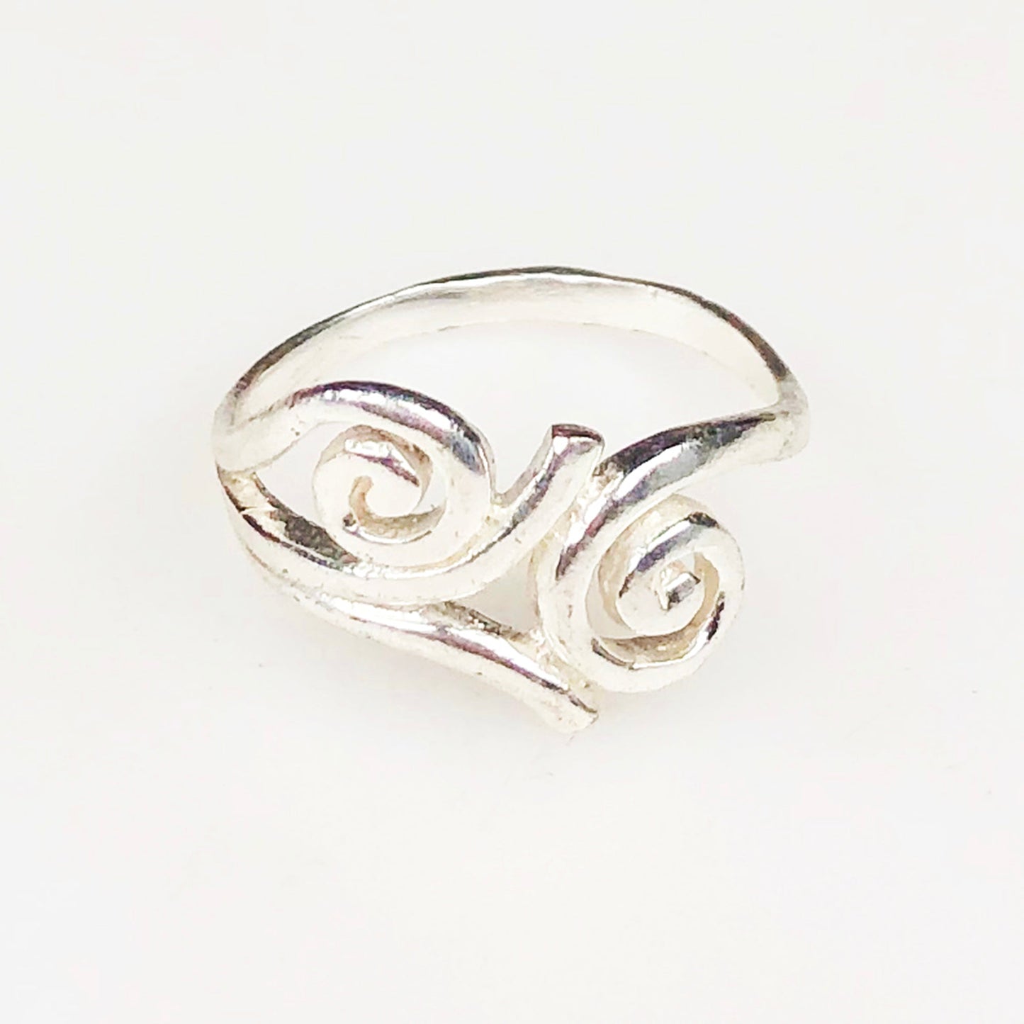 Tibet Sliver Ring for women and Girls stylish skin friendly nickle free,Gorgeous Design