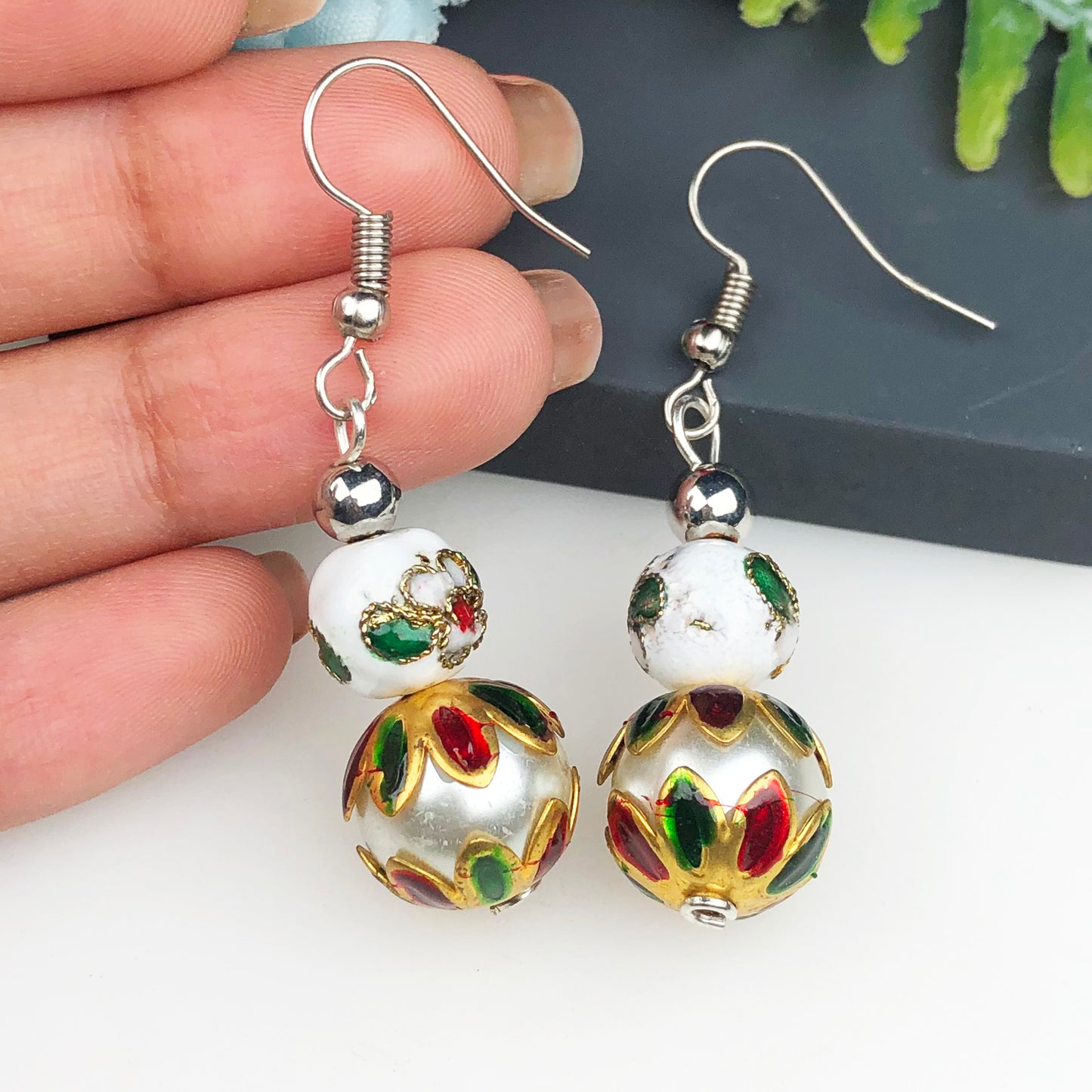 Natural Gemstone Elegant White Glass Beads Earrings for Women and Girls