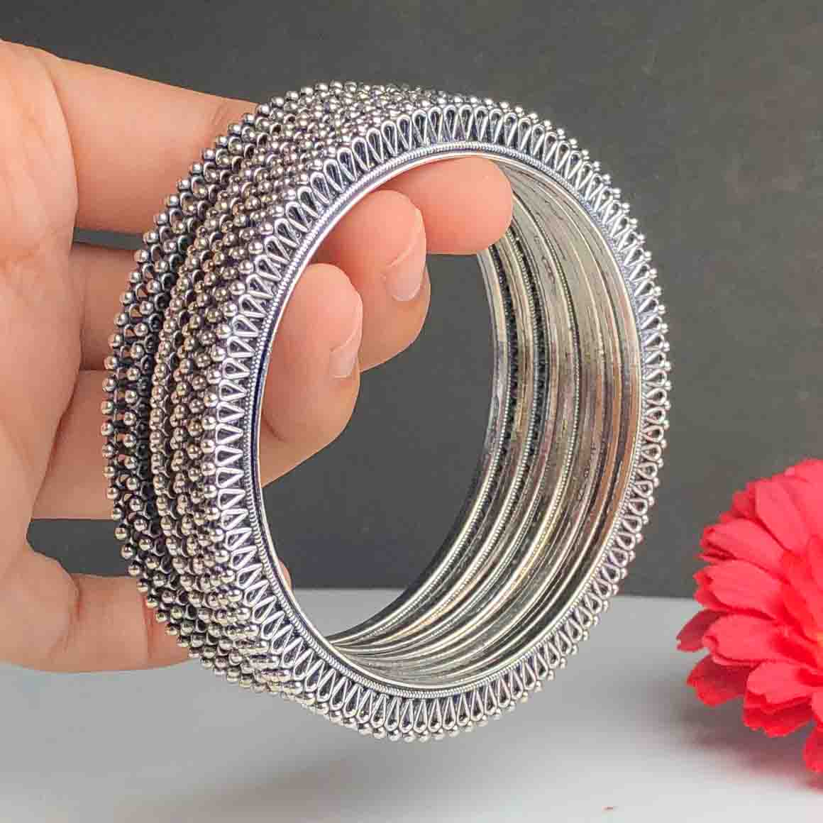 Gorgeous Tibet Silver Bangles Set