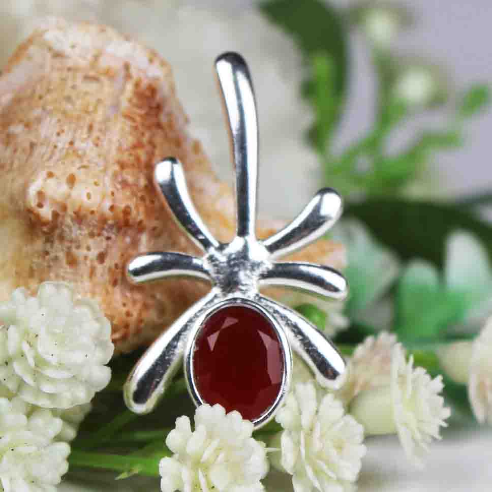 Top Quality Red Onyx Pendant