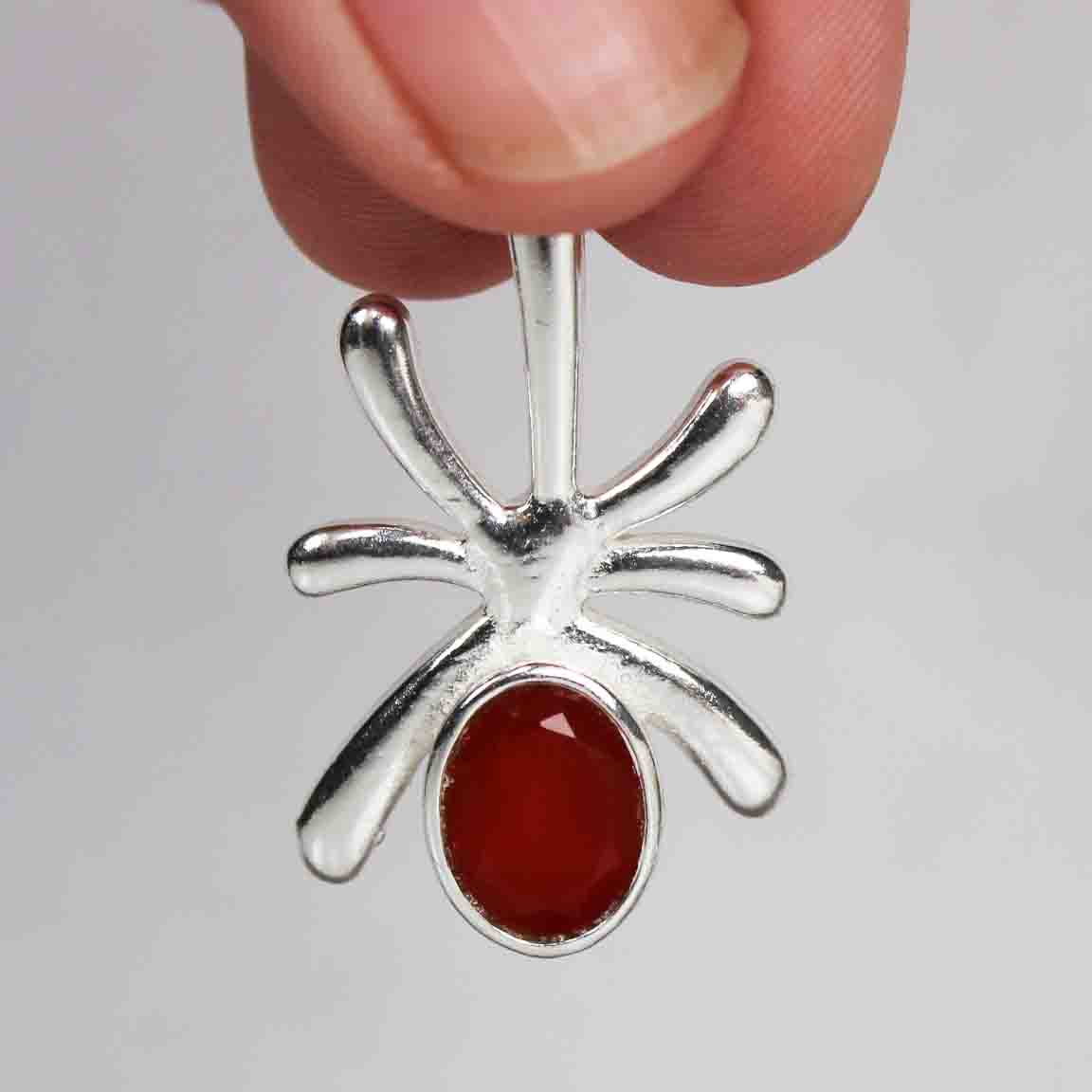 Top Quality Red Onyx Pendant