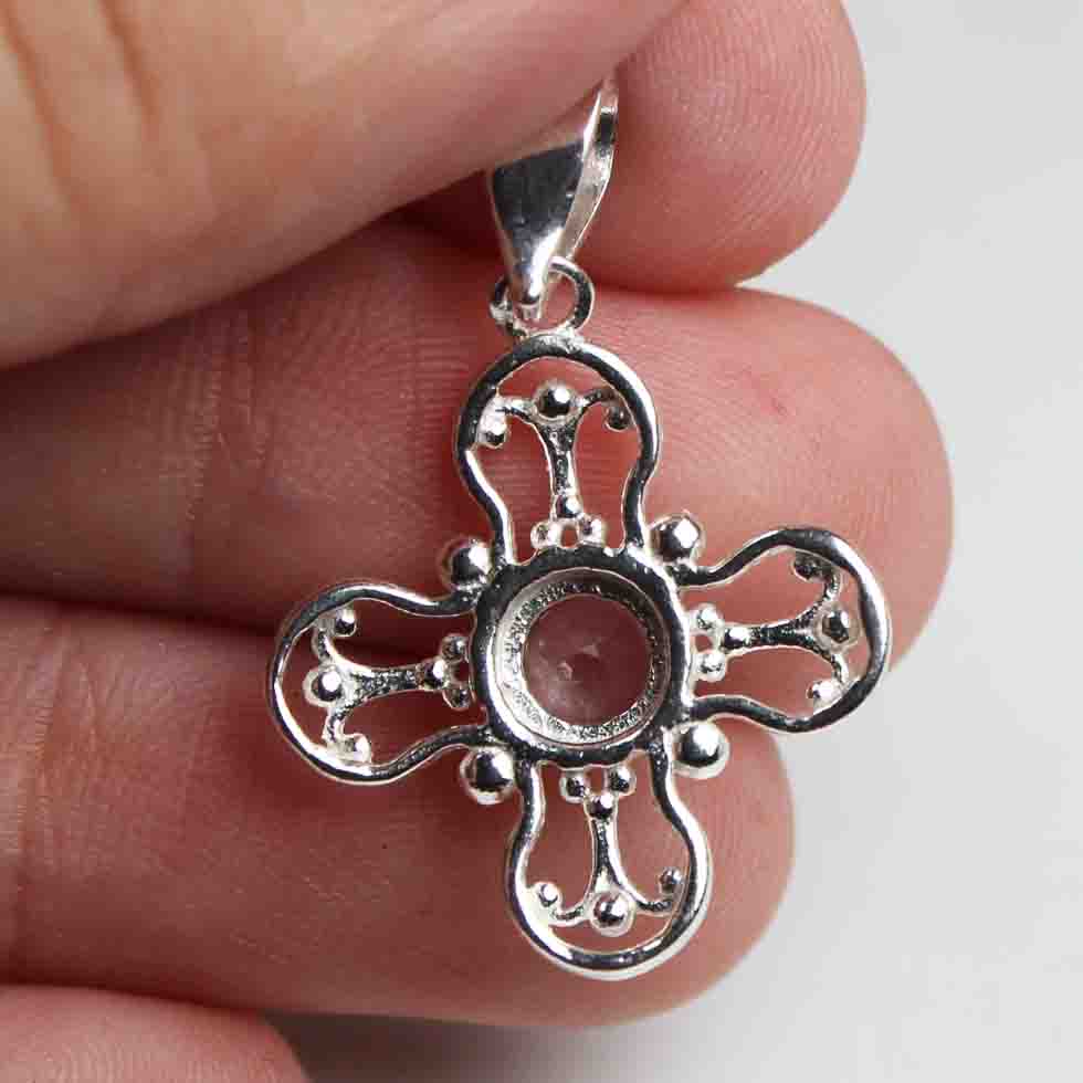 Superb Pink Rose Quartz Pendant