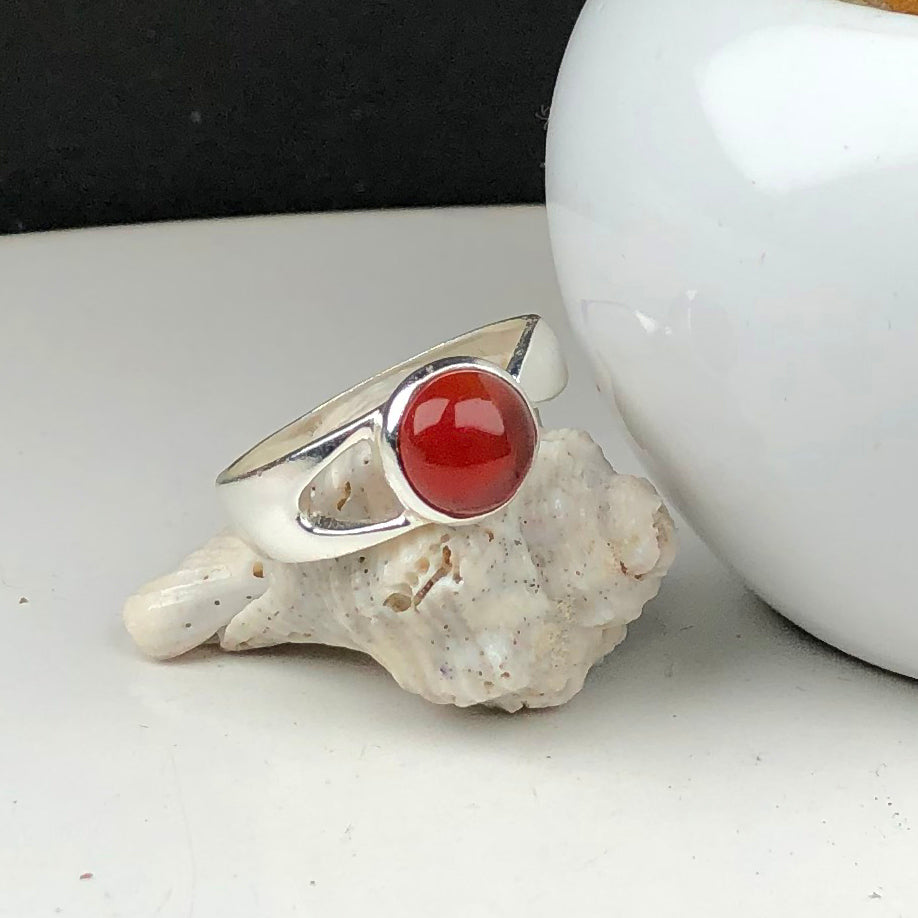 Very pretty Red Carnelian Ring Main Metal Brass, Silver Coated