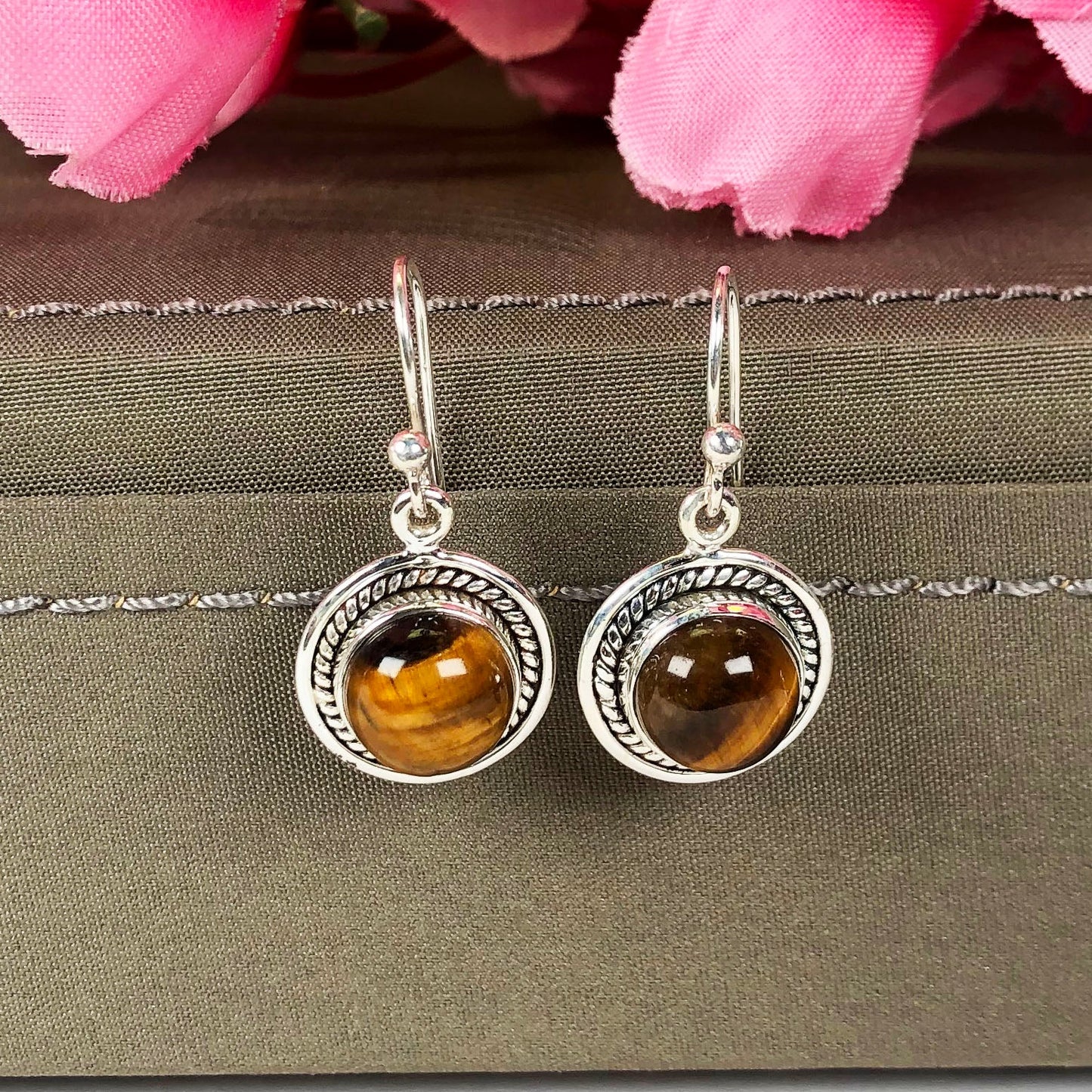 Beautiful Tiger Eye Sterling Silver Earring