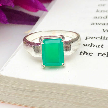Sophisticated Green Onyx Ring for Women