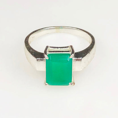 Sophisticated Green Onyx Ring for Women