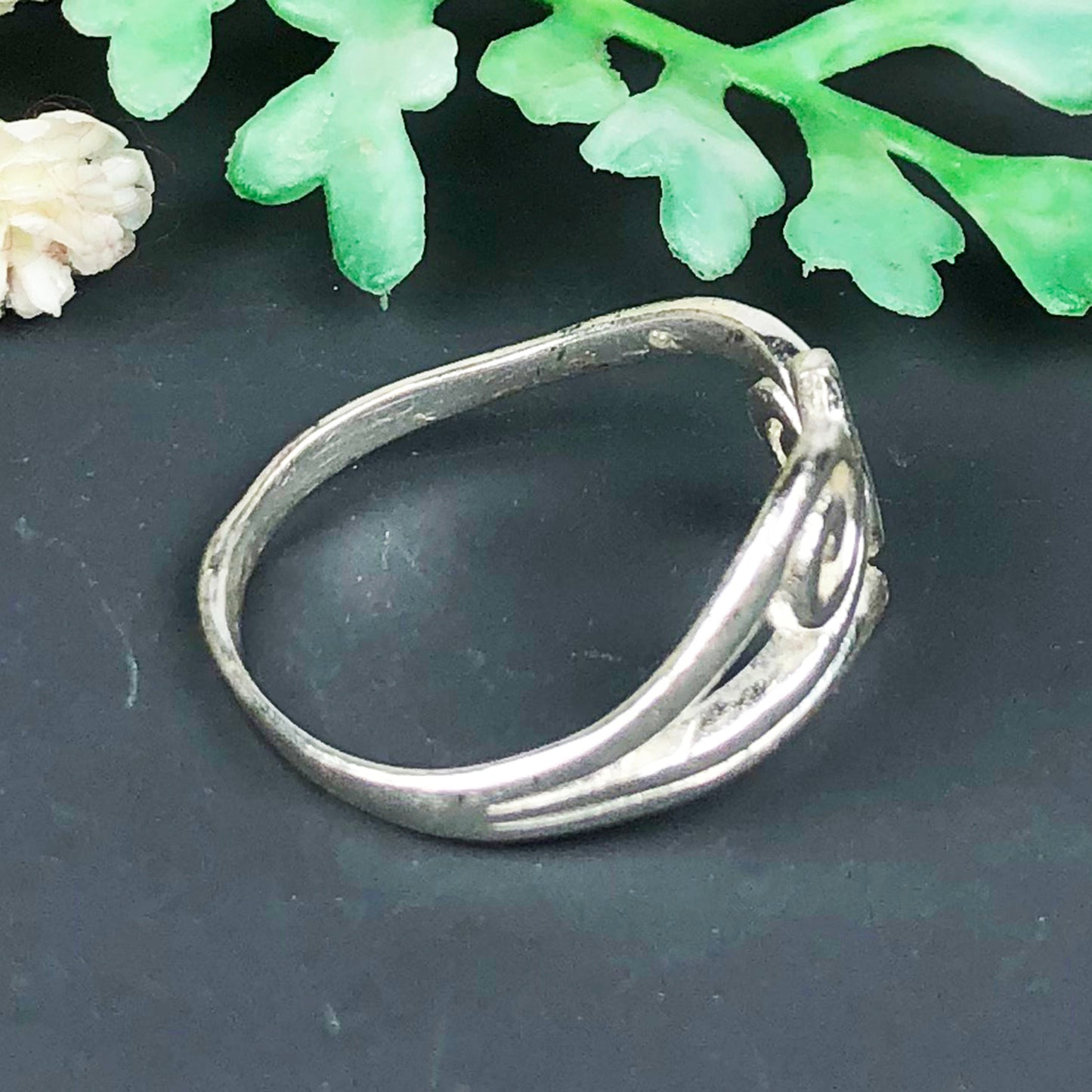 Tibet Sliver Ring for women and Girls stylish skin friendly nickle free,Superb Design