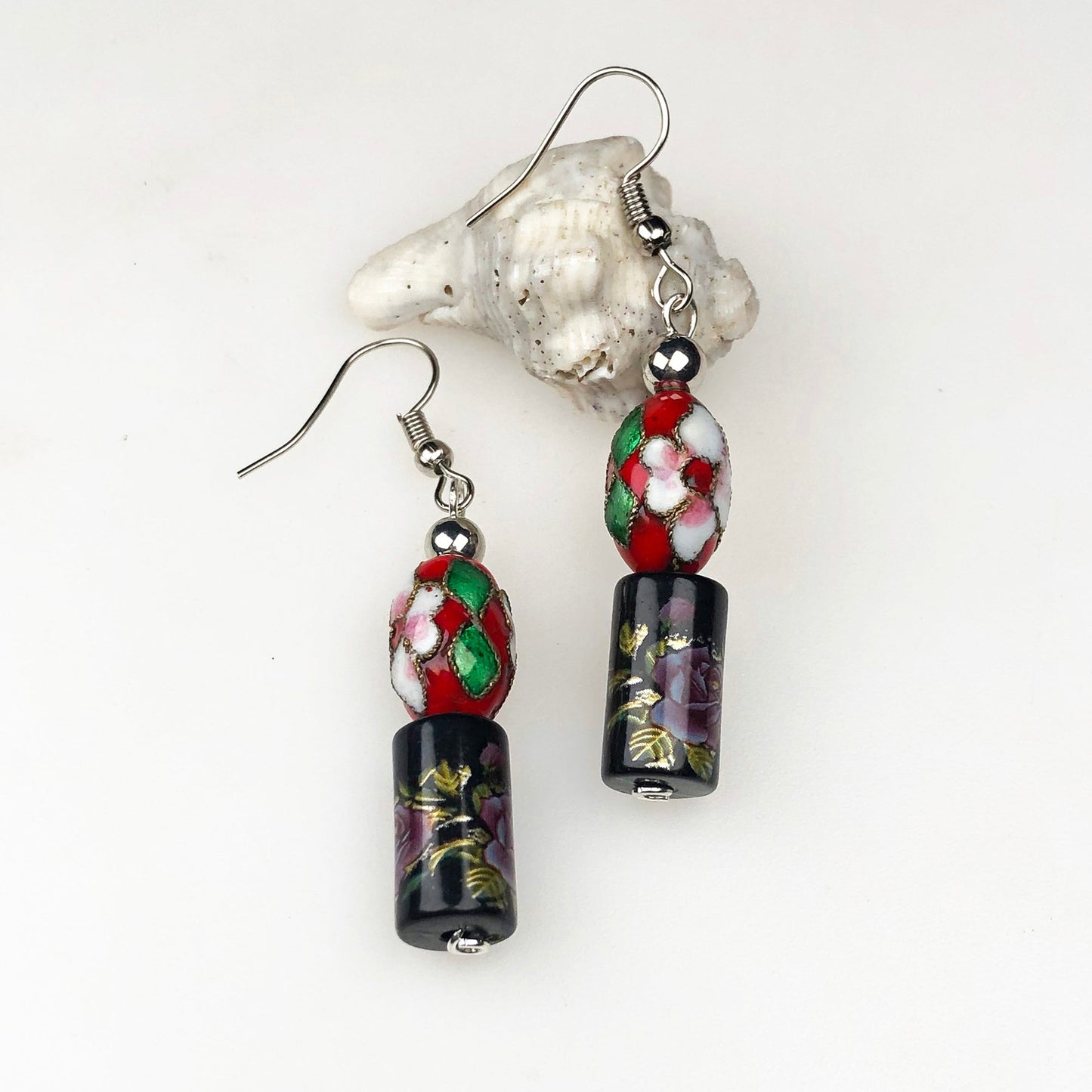 Beautiful Black and Pink Decorative Tensha Beads Dangle Earrings for Women and Girls