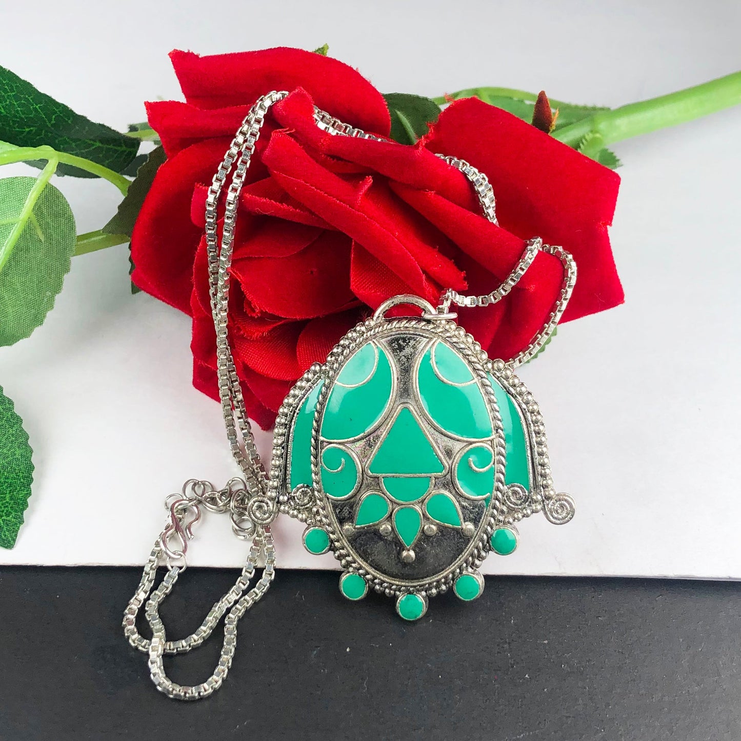 Green Tibet Silver Necklace Healing for Women and Girls Pendant