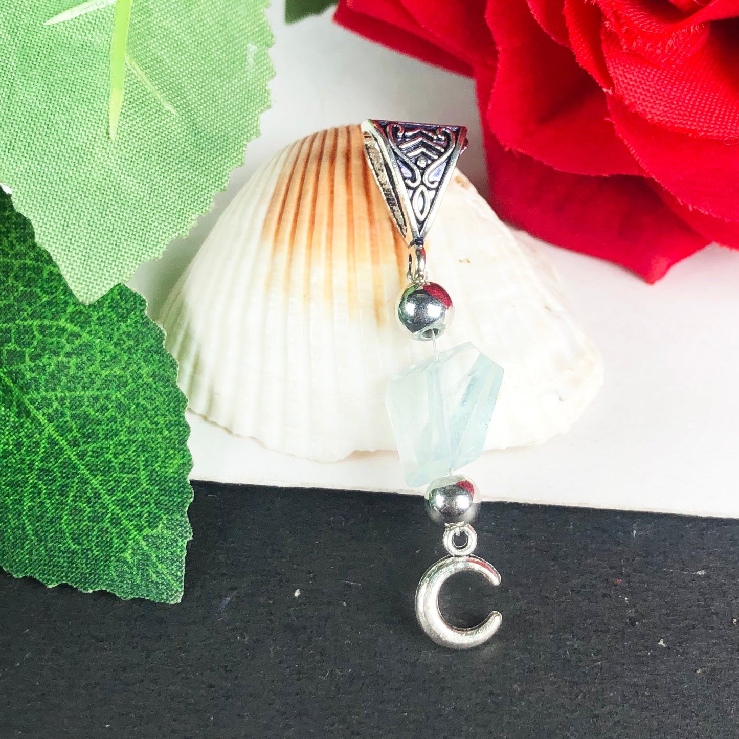Blue Aquamarine Pendant Healing for Women and Girls Pendant