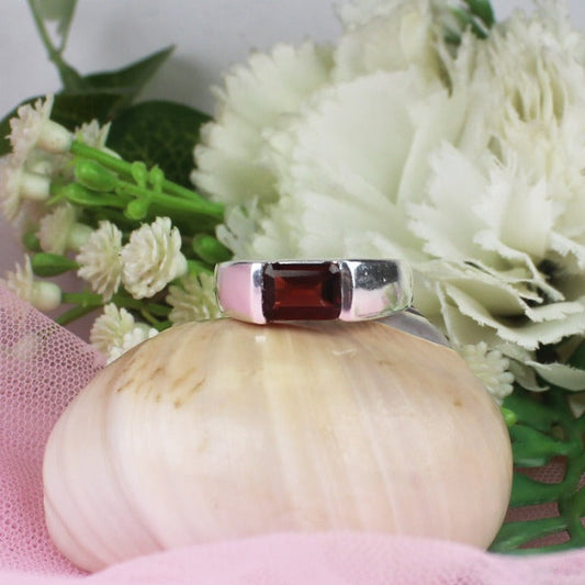 Elegant Red Ruby Ring for Women and Girls