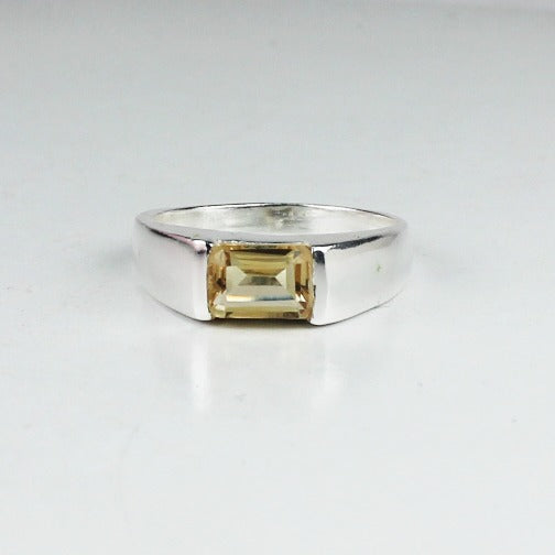 Fashionable Yellow Cirtine Ring for Women and Girls