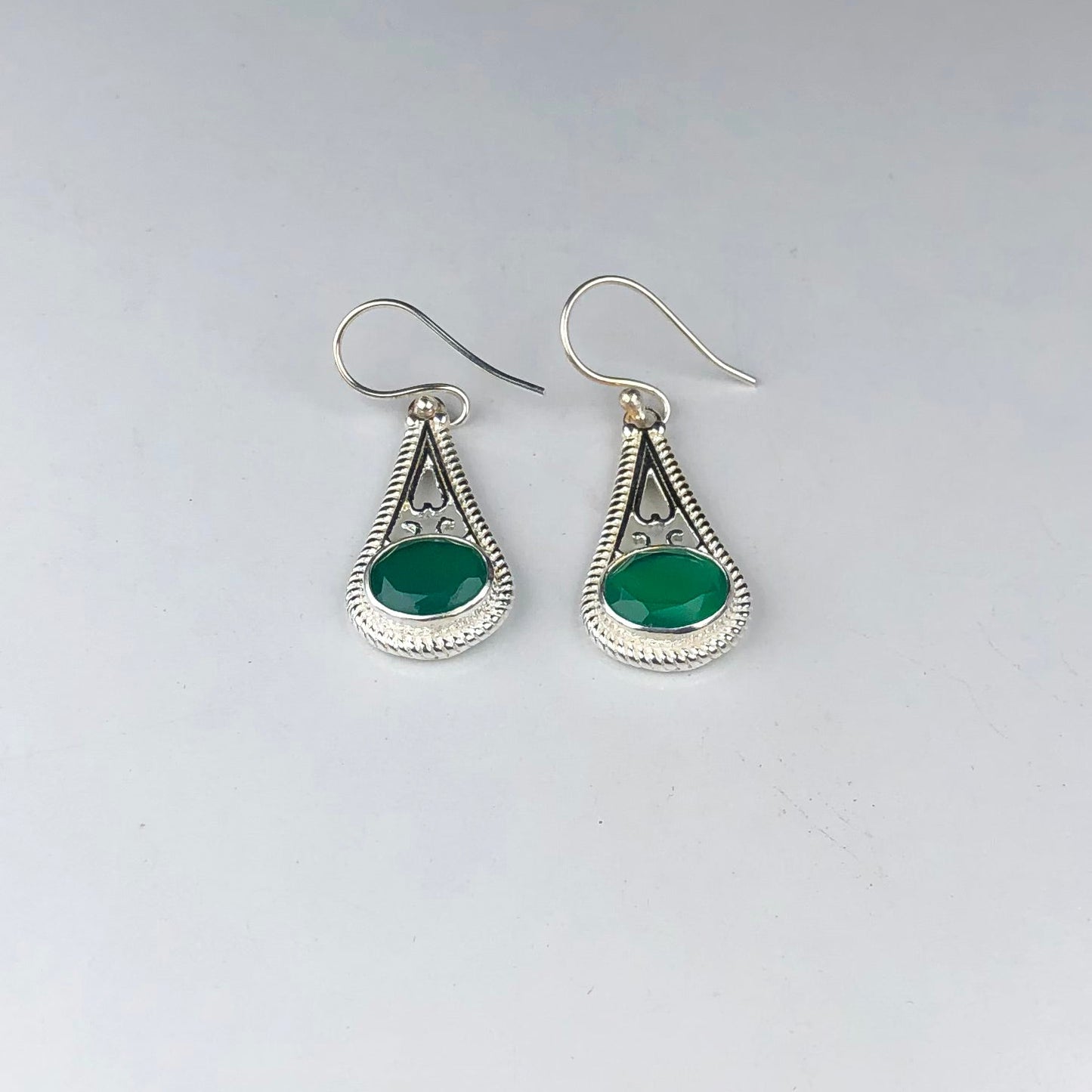 Elegant Green Onyx Earrings Made of Brass Silver Polished Danglers