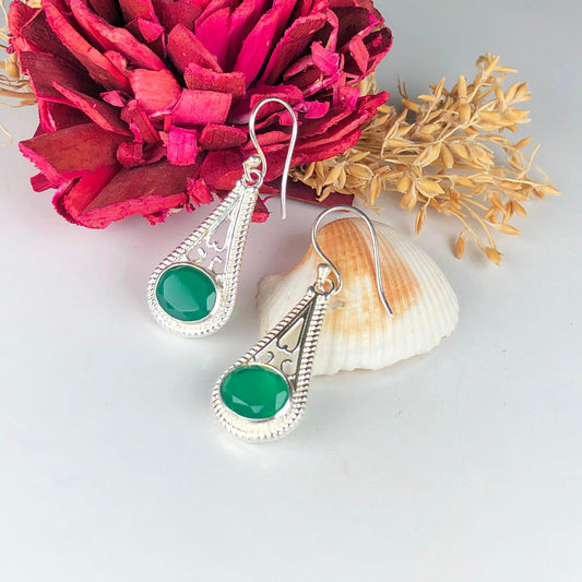 Elegant Green Onyx Earrings Made of Brass Silver Polished Danglers