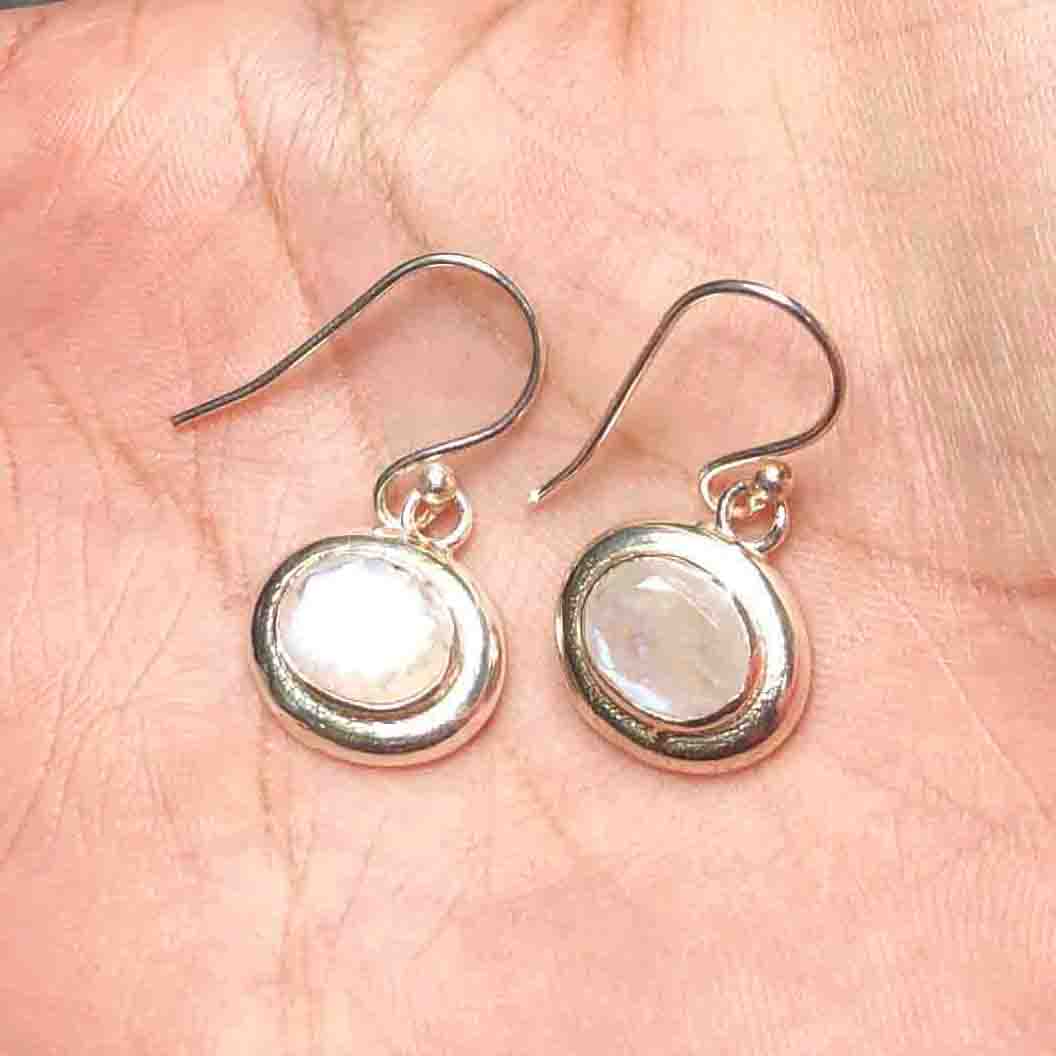 Fashionable White Moonstone Earrings Made of Brass Silver Polished Danglers