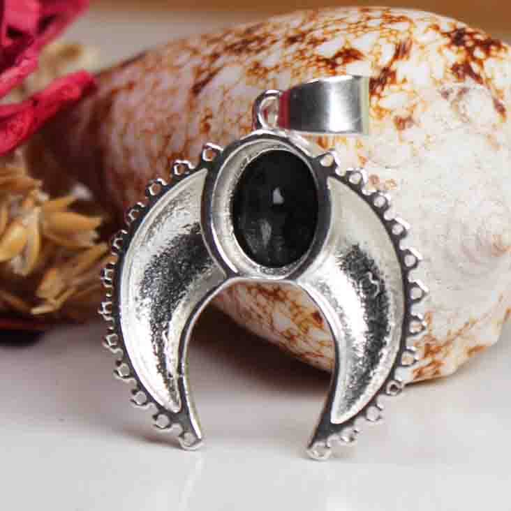 Superb Black Spinel Pendant