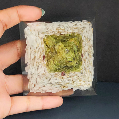 White Howlite and Peridot Orgone Pyramid