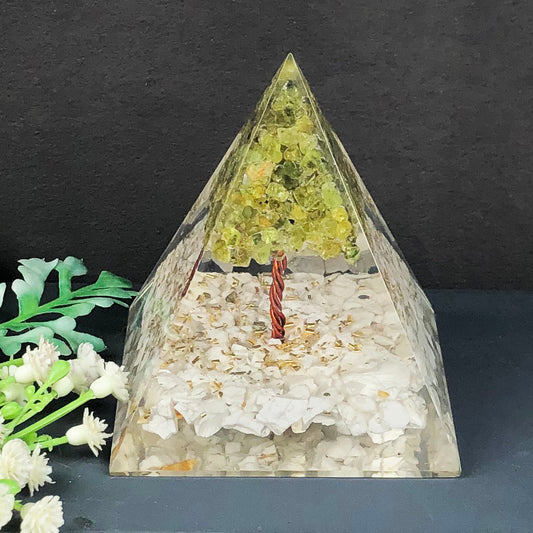 White Howlite and Peridot Orgone Pyramid