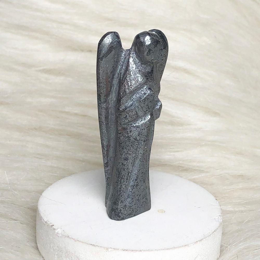 Hematite Angel Figurine – Grounding Energy & Spiritual Protection