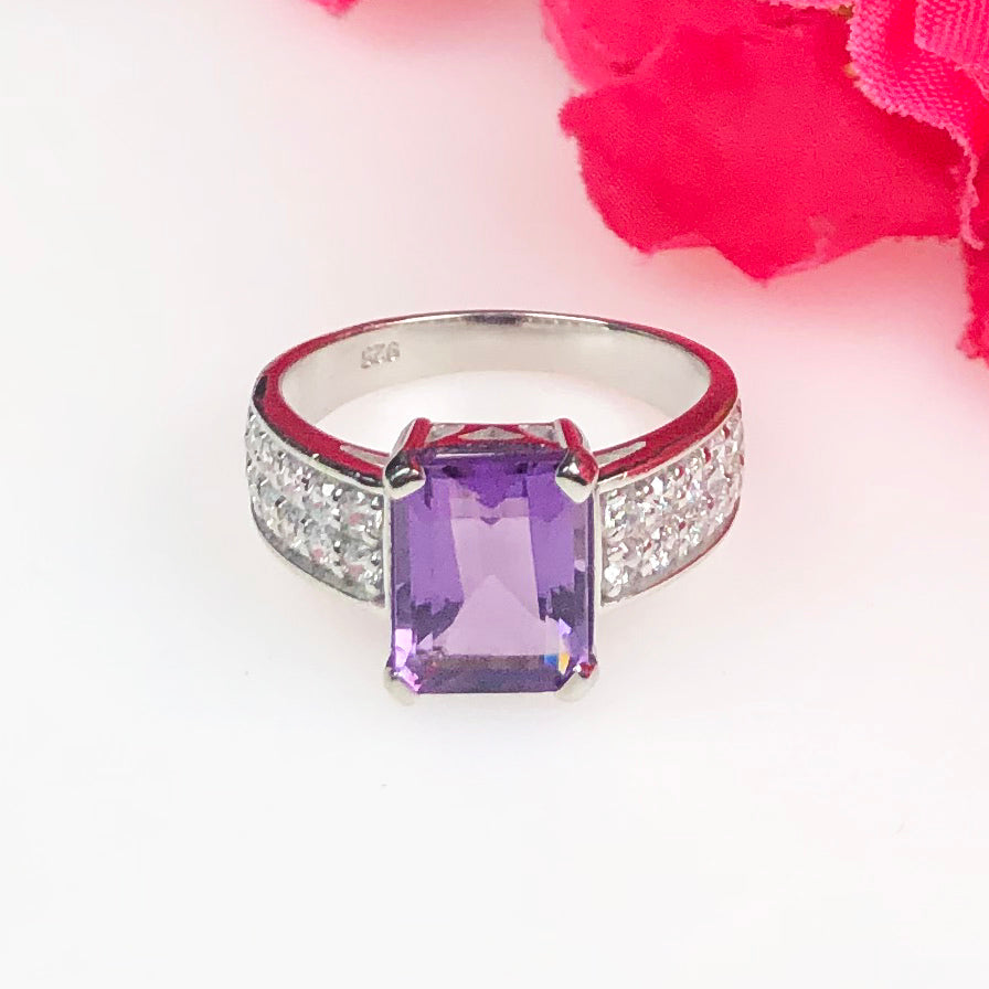 Elegant Purple Amethyst Sterling Silver Ring