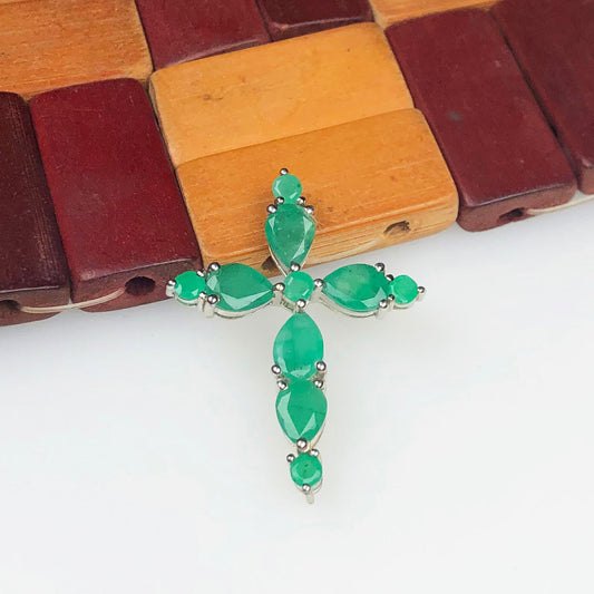 Gorgeous Green Emerald Sterling Silver Pendant