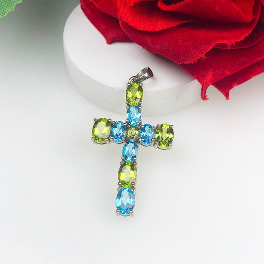 Wonderful Green Peridot Swiss Blue Topaz Sterling Silver Pendant