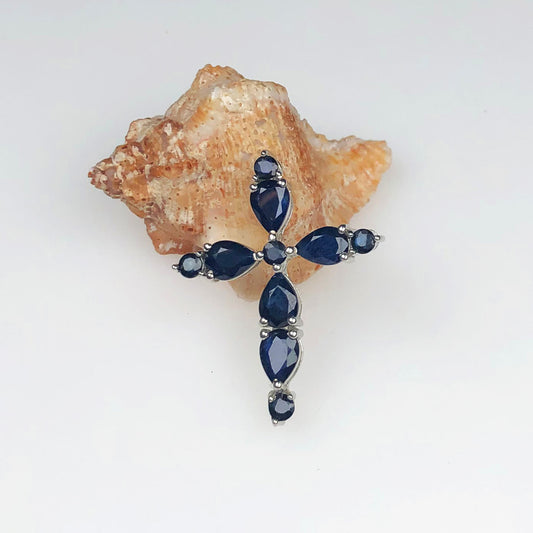 Amazing Blue Sapphire Sterling Silver Pendant
