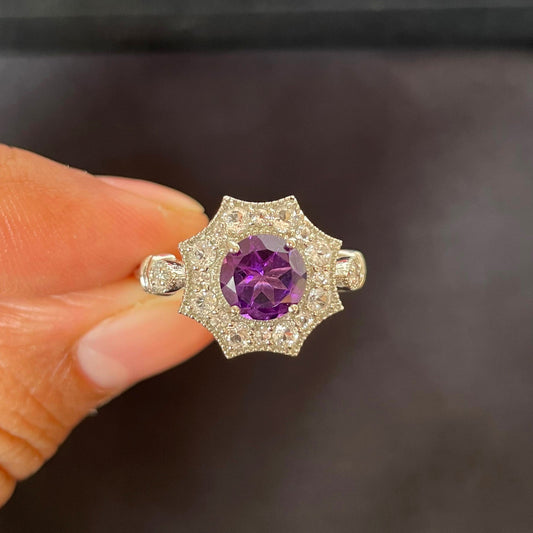 Gorgeous Purple Amethyst Sterling Silver Ring