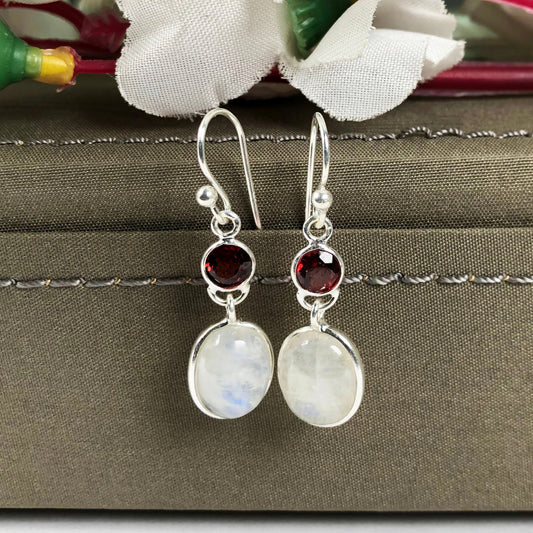 Pleasing Garnet and Moonstone Sterling Silver Earring