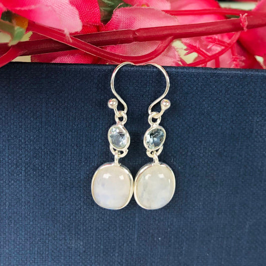 One of a kind Aquamarine and Moonstone Sterling Silver Earring