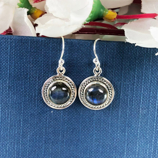 Beautiful Blue Flash Labradorite Sterling Silver Earring